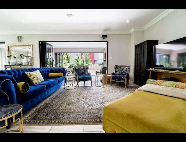 5 BEDROOM PROPERTY TO RENT IN COPPERLEAF ESTATE